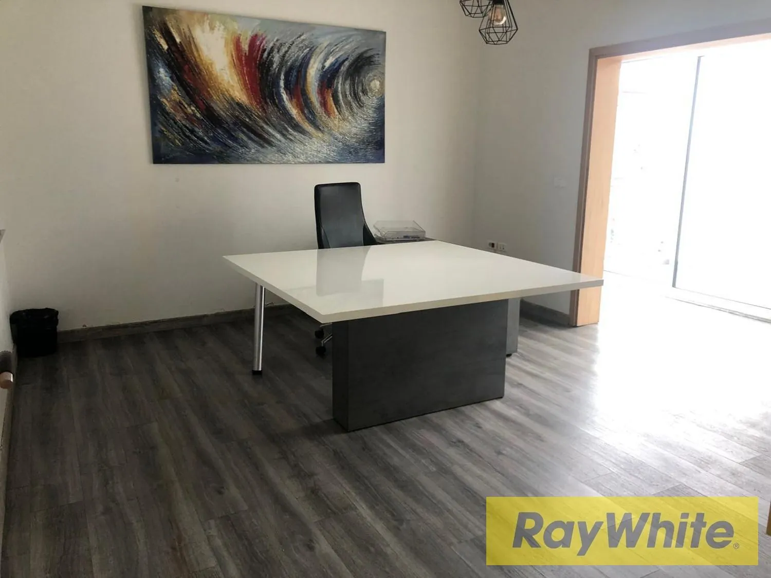 Office For Rent In Zalka — الصورة 4
