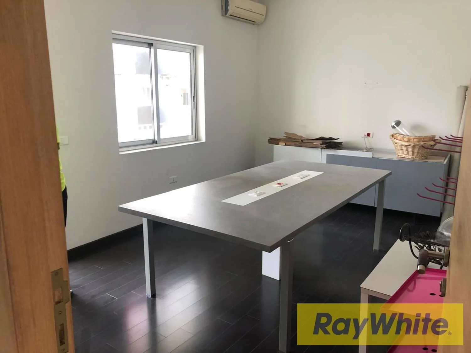 Office For Rent In Zalka — الصورة 5