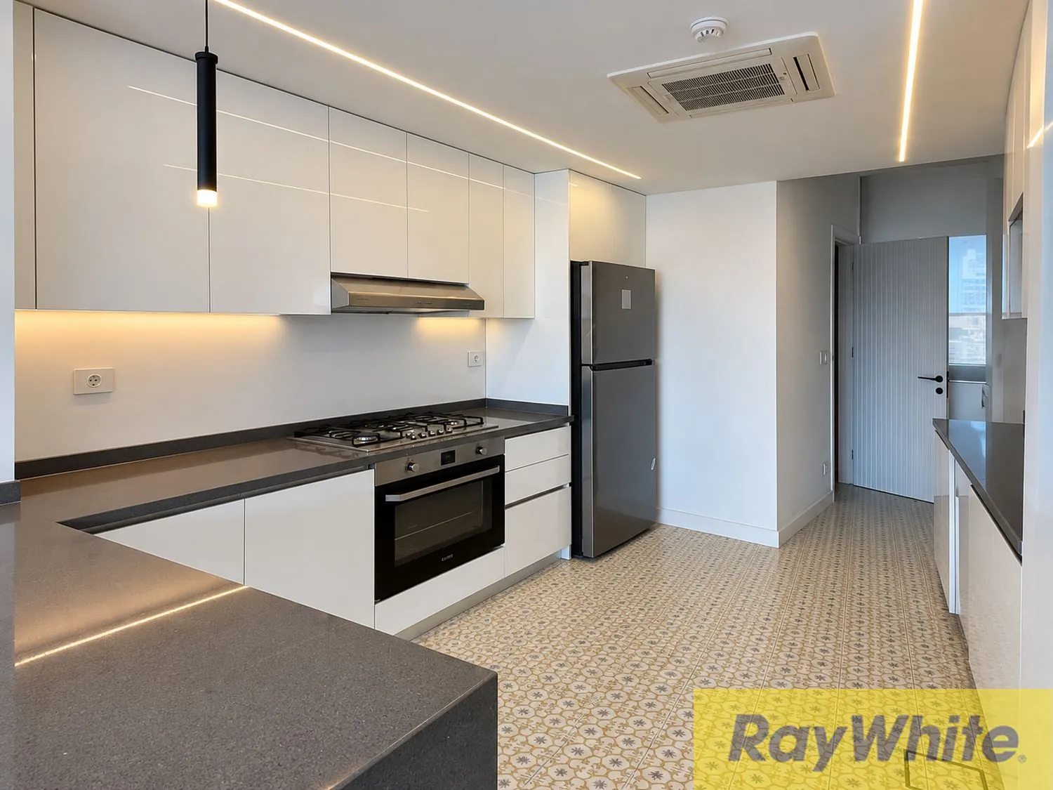 Apartment For Sale In Minet Al Hosn — photo 5