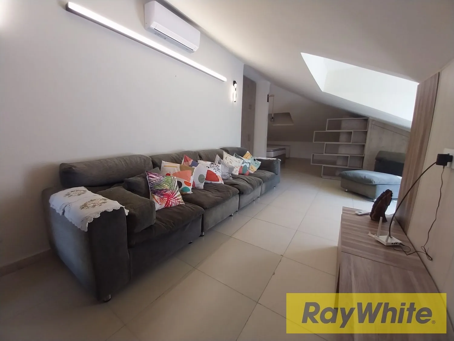 Fully Furnished Studio For Rent In Aawkar