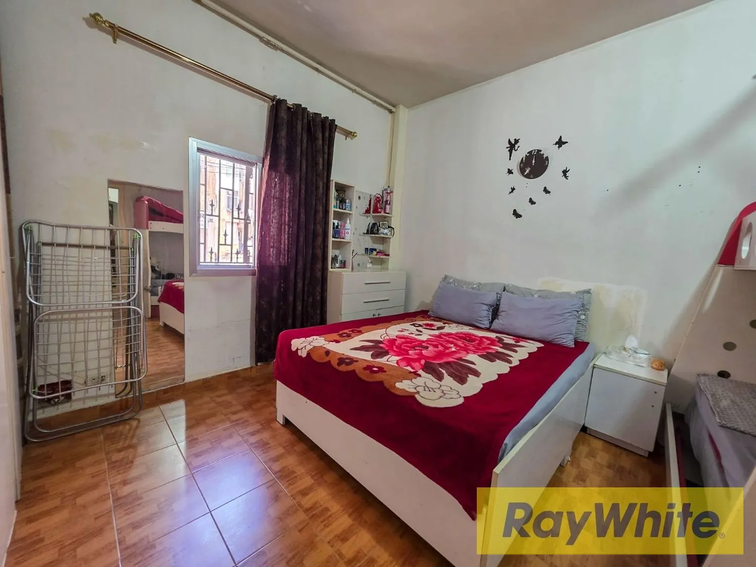 Apartment For Sale In Sin El Fil — الصورة 4