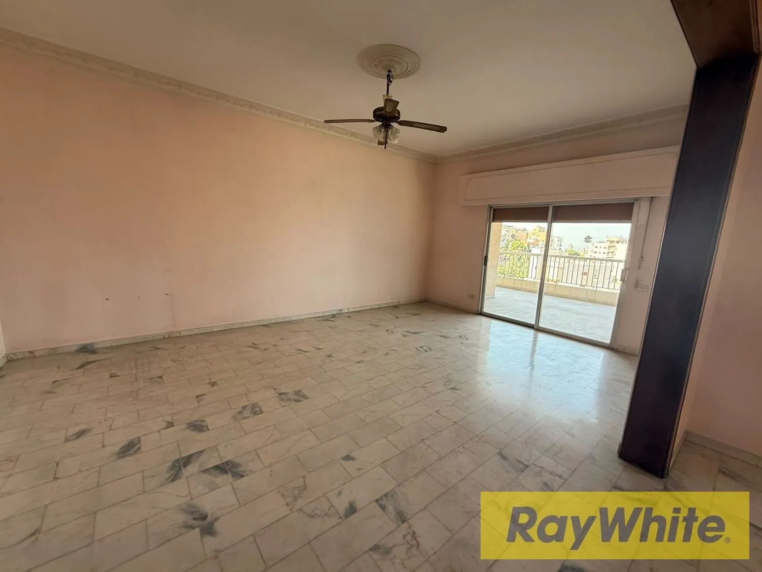 Vintage Garden Apartment For Sale In Fanar — photo 4