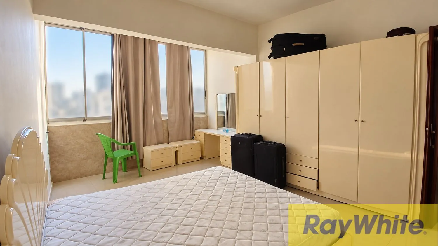 Apartment For Rent In Bristol — photo 4