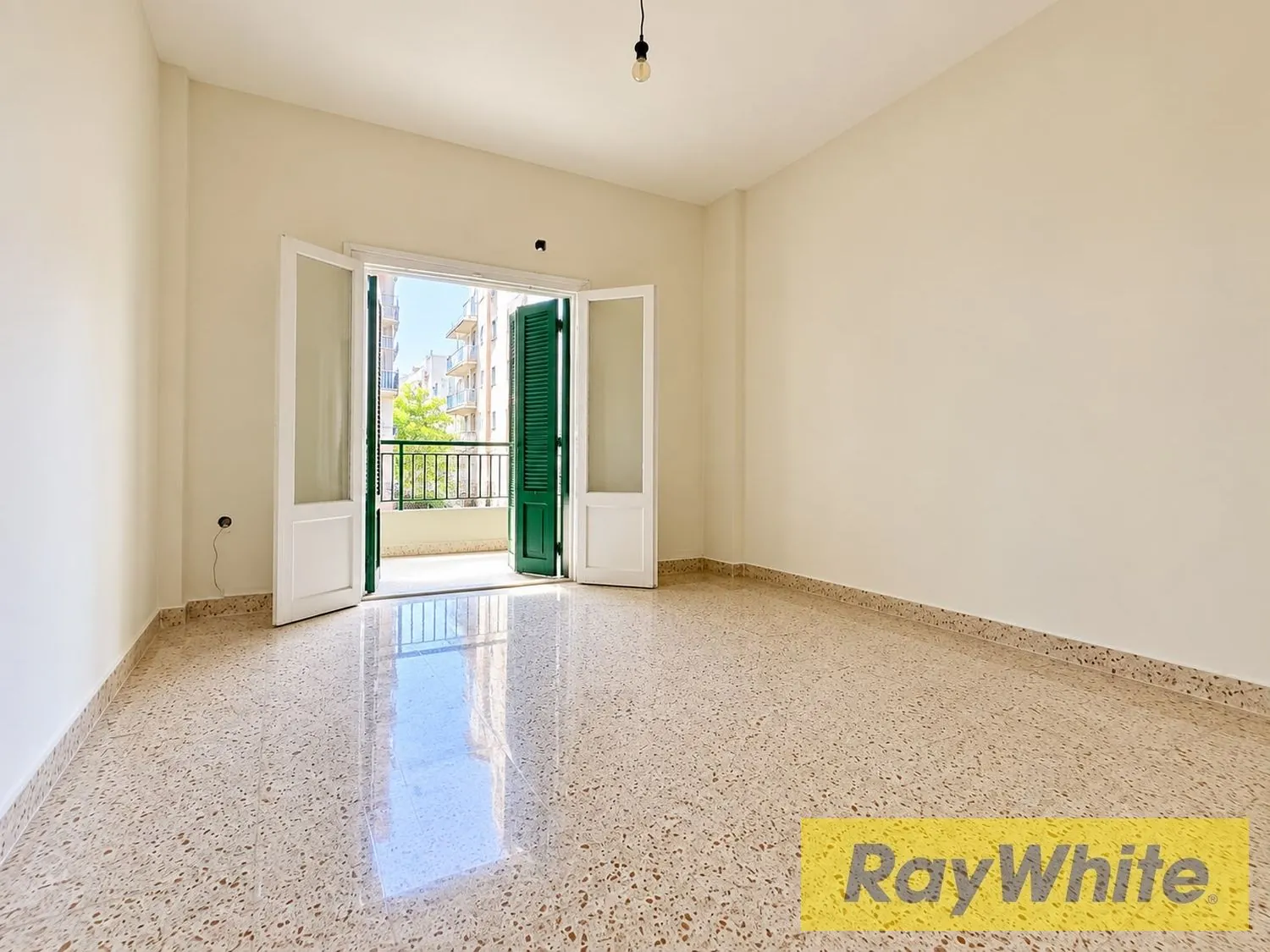 Apartment For Rent – Ain El Remmaneh — الصورة 2