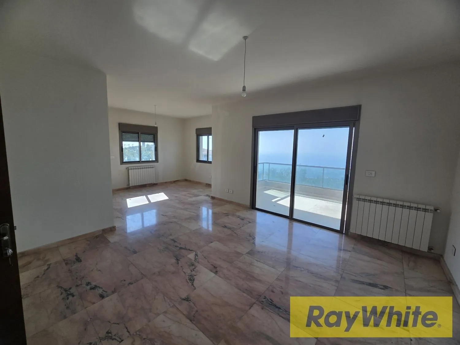 Apartment For Sale In Kornet Chehwan | Open View — الصورة 3