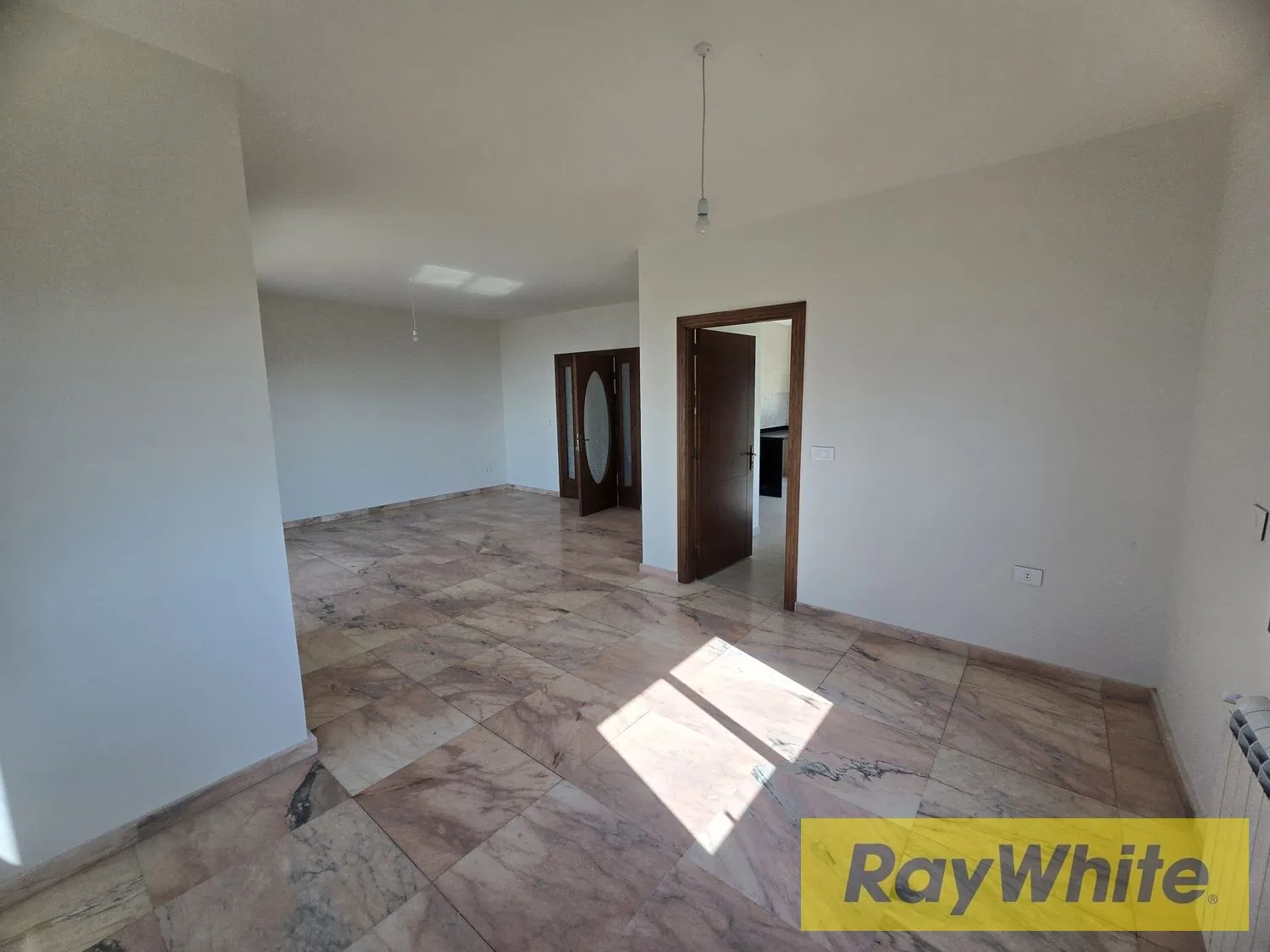 Apartment For Sale In Kornet Chehwan | Open View — الصورة 4