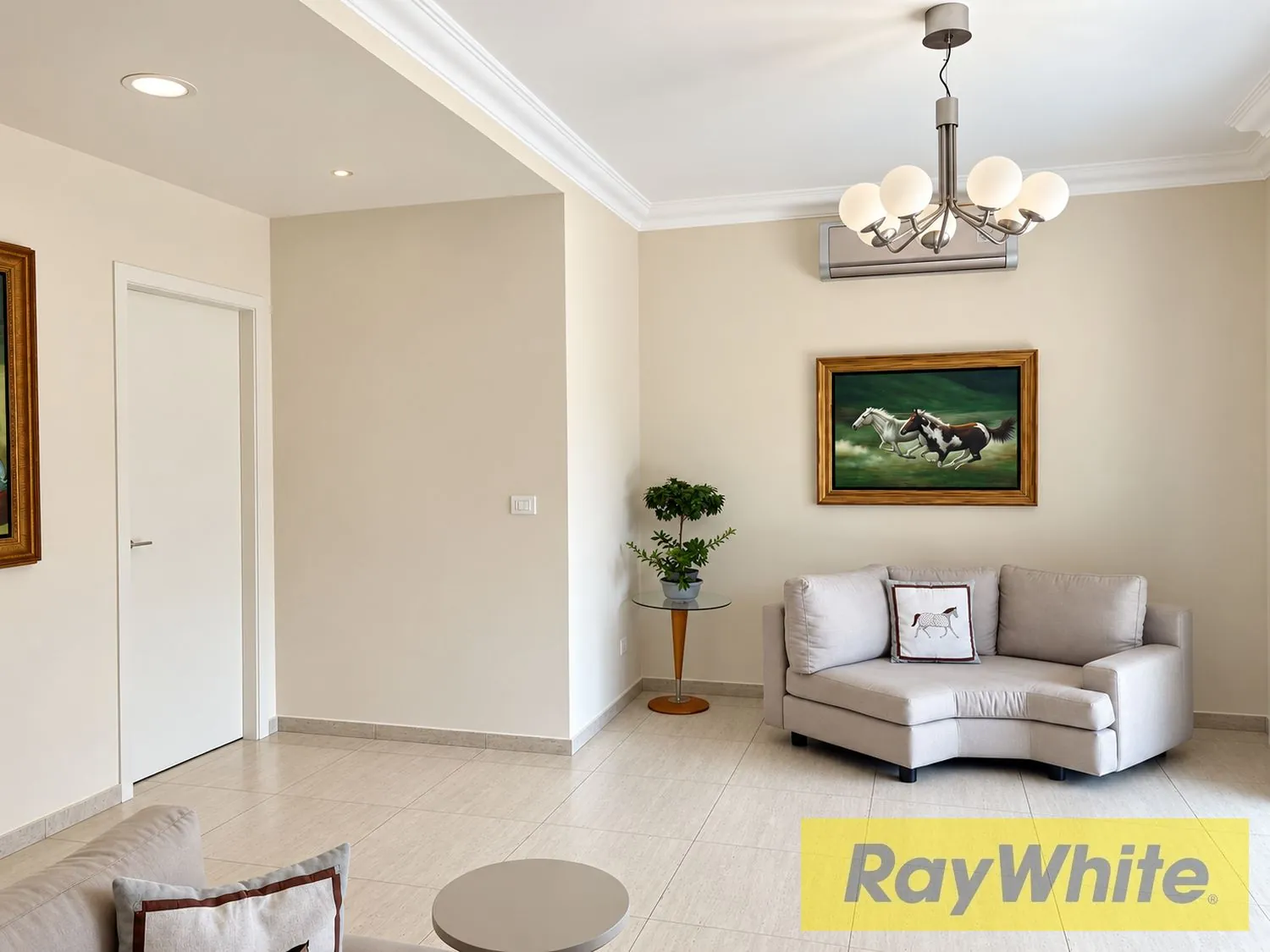 Spacious 200 Sqm Apartment For Sale – Dora — photo 5