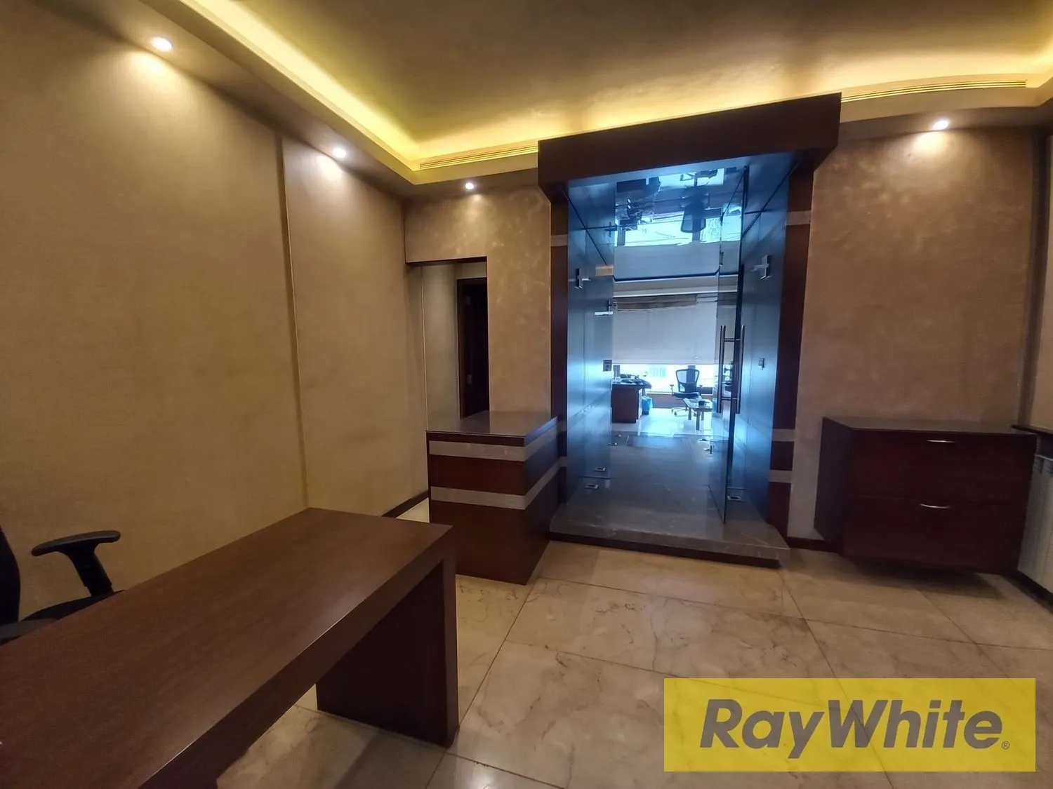 Office For Sale In Zalka | Prime Location — photo 3