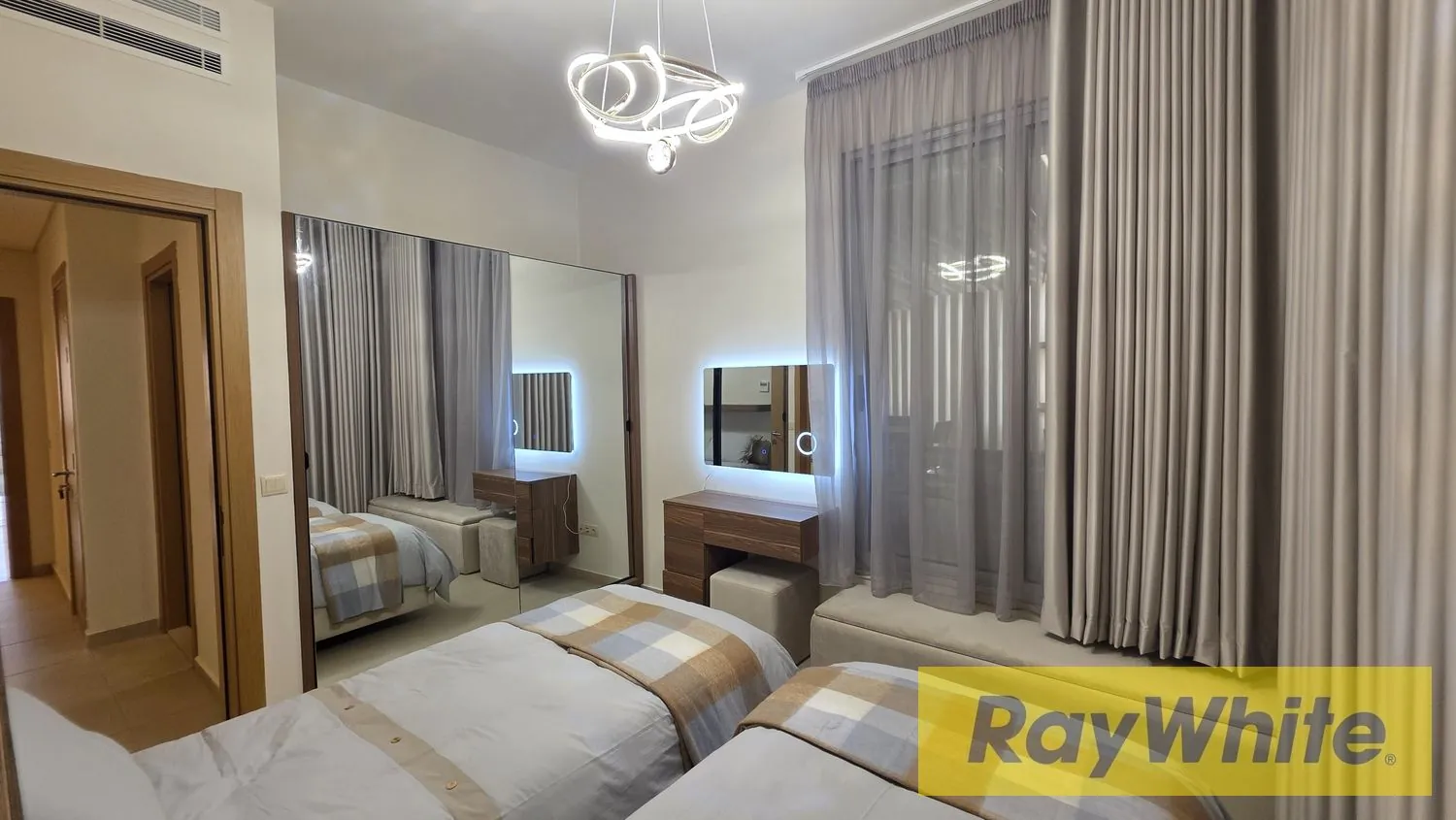 Fully Furnished Apartment For Sale In Louaizeh — الصورة 4