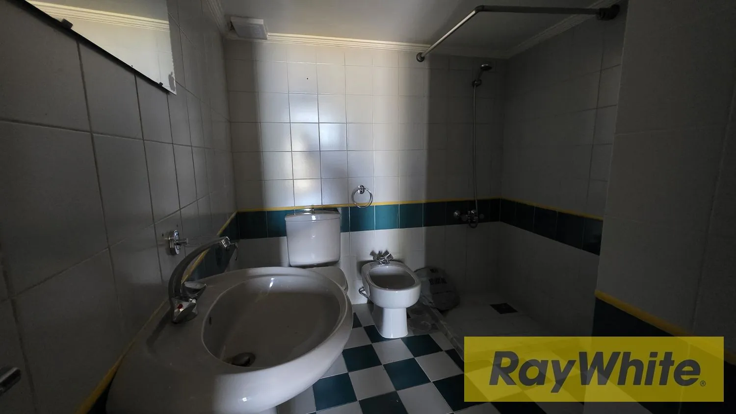House For Rent In Louaizeh — الصورة 3