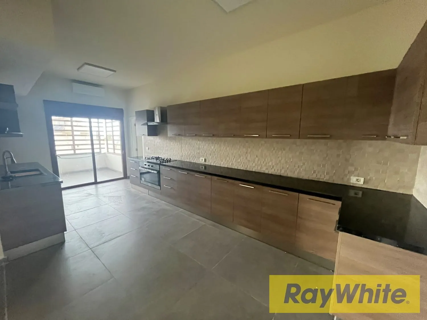 Apartment For Rent In Fanar — الصورة 3