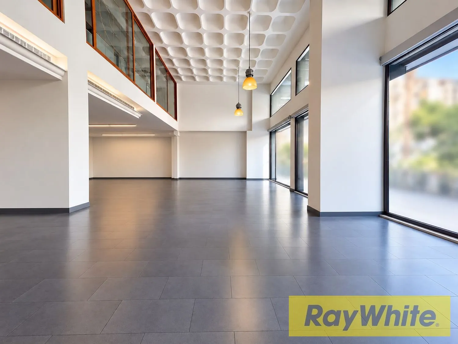 Commercial Showroom And Offices For Sale In Horsh Tabet — photo 2