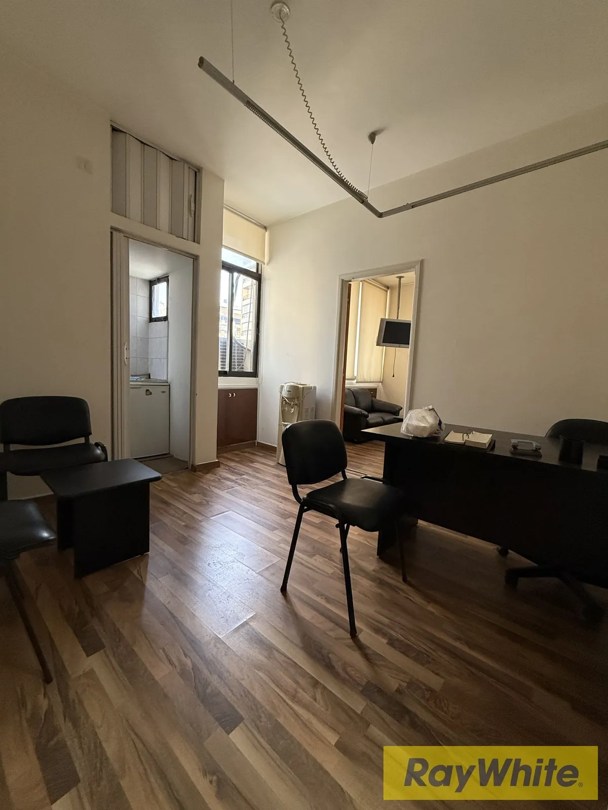 Office For Rent In Jdeideh — photo 4