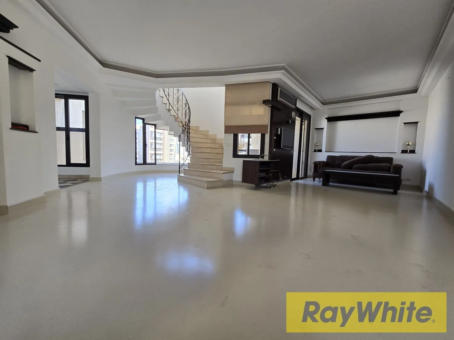 Duplex For Sale In Sassine — الصورة 4