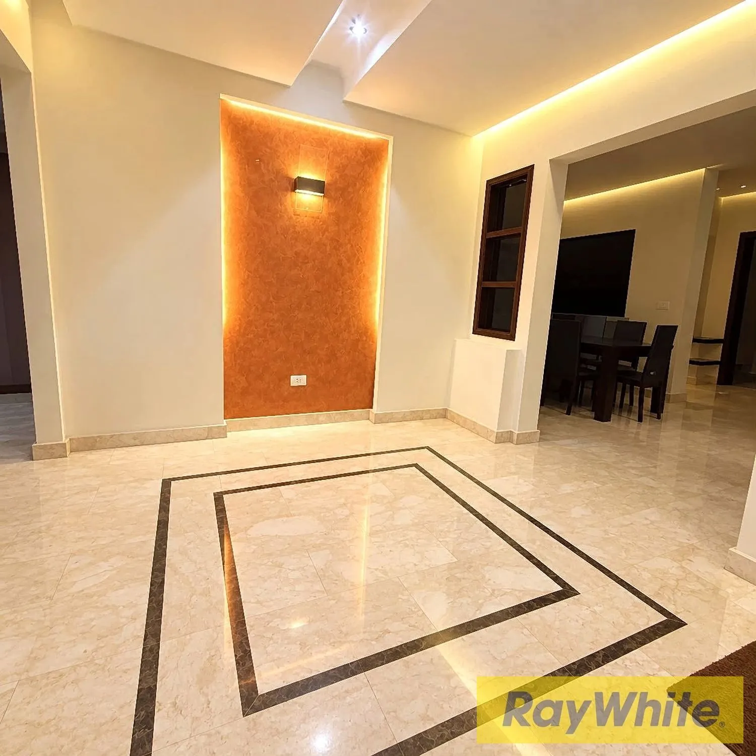 Semi-furnished Apartment For Rent In Horsh Tabet — الصورة 2