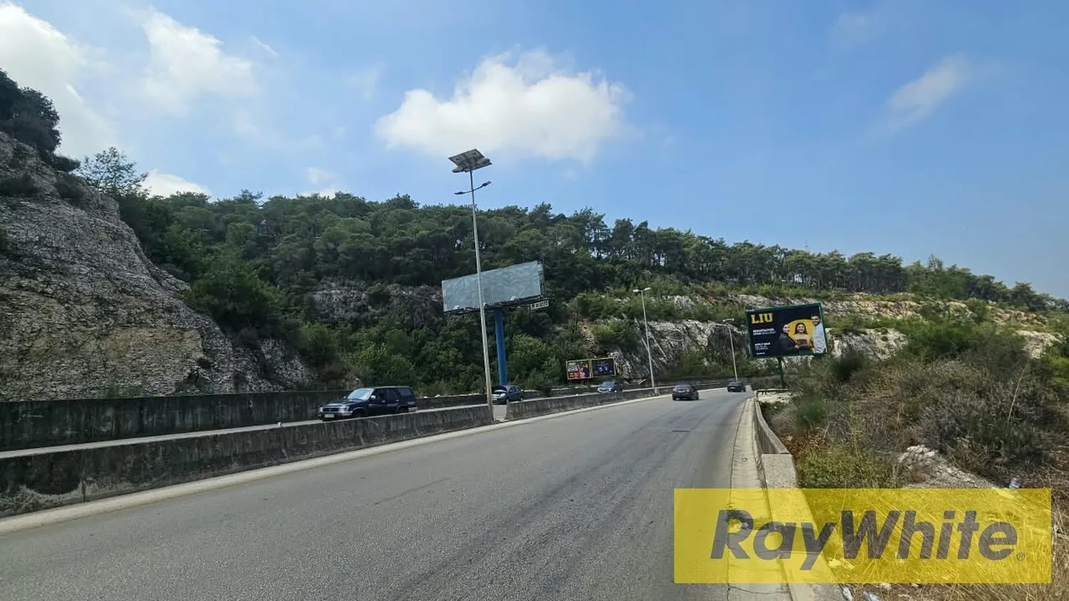Land For Rent In Roumieh — الصورة 5