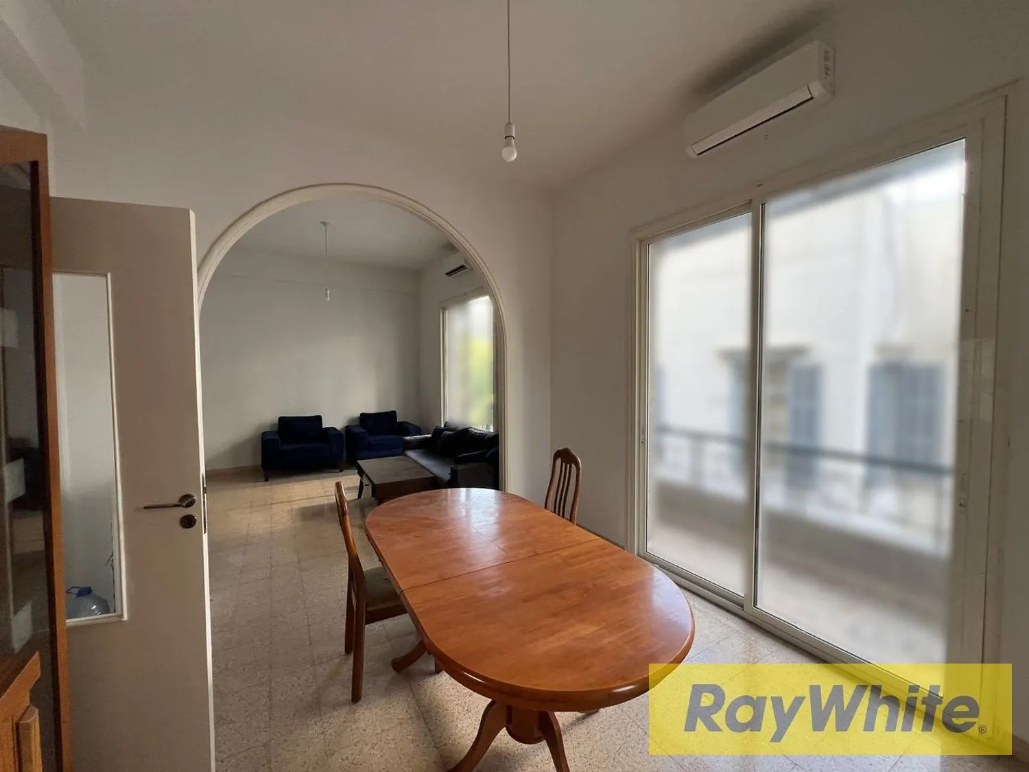 Apartment For Rent In Achrafieh, Sursock — الصورة 5