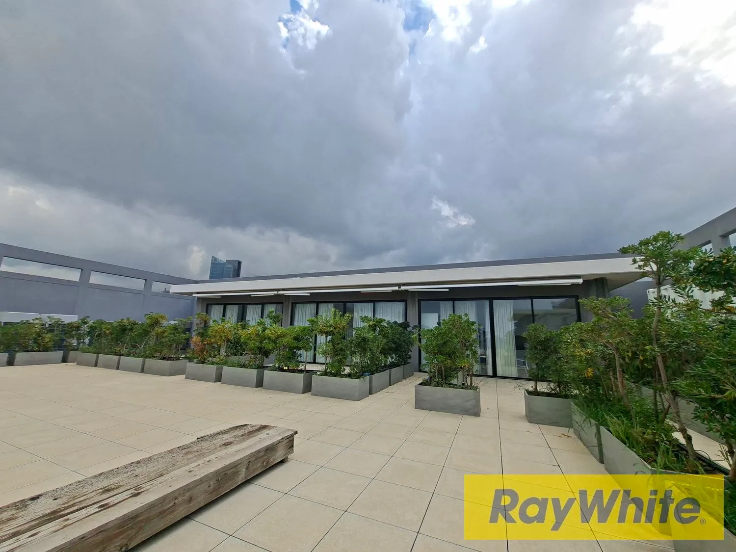 Exclusive Seaview Penthouse For Rent In Zalka | Full Details In Description — الصورة 4
