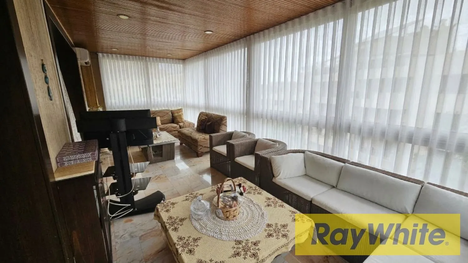 Apartment For Sale In Hazmieh Mar Takla — photo 2