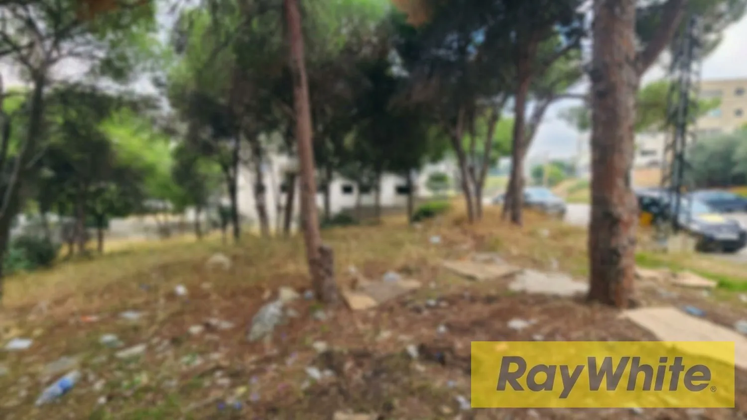 Land For Sale In Yarzeh — الصورة 2