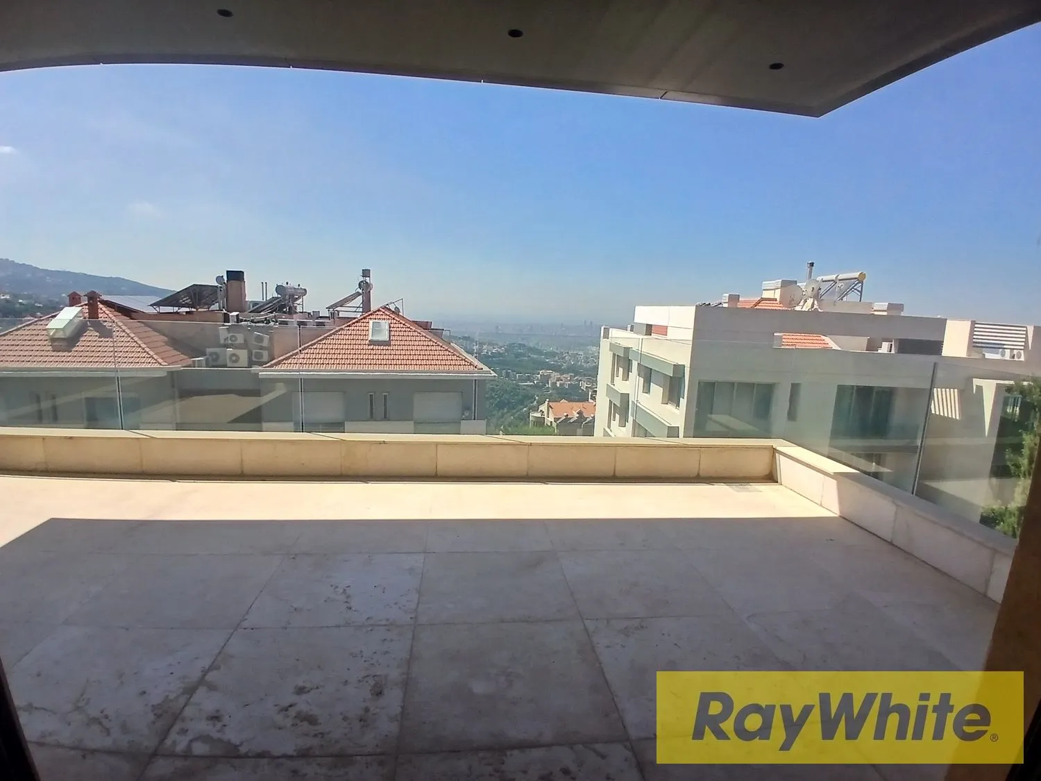 Apartment For Sale In El Rabweh | Dead-end Street