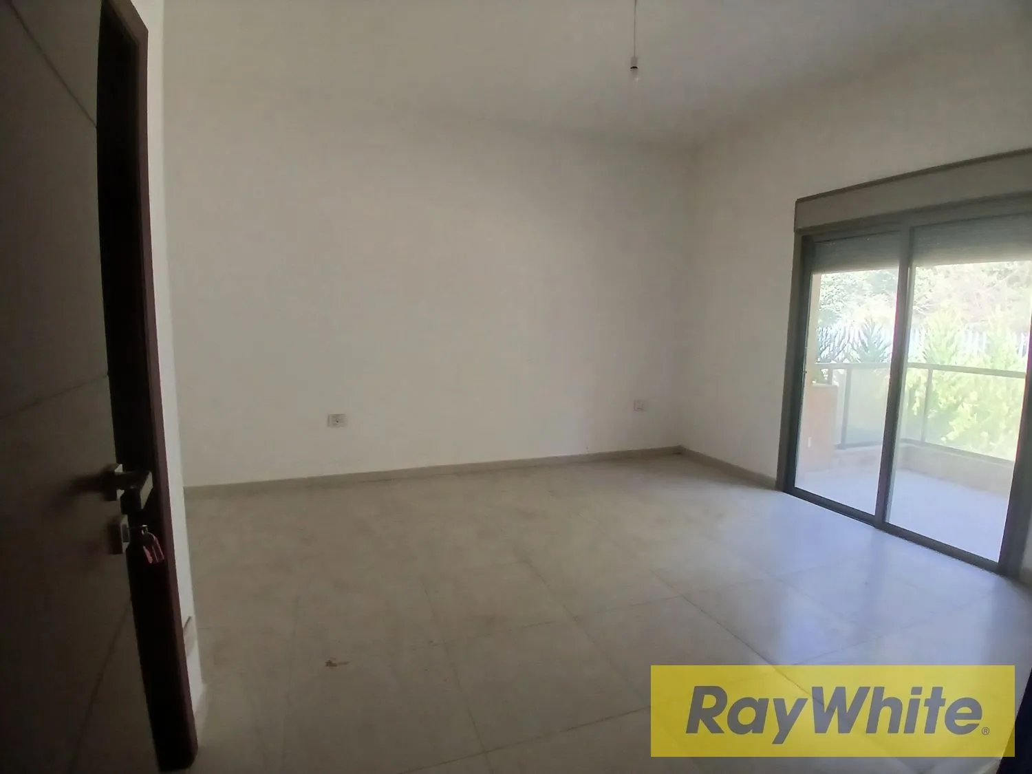 Apartment For Sale In El Rabweh | Dead-end Street — photo 2