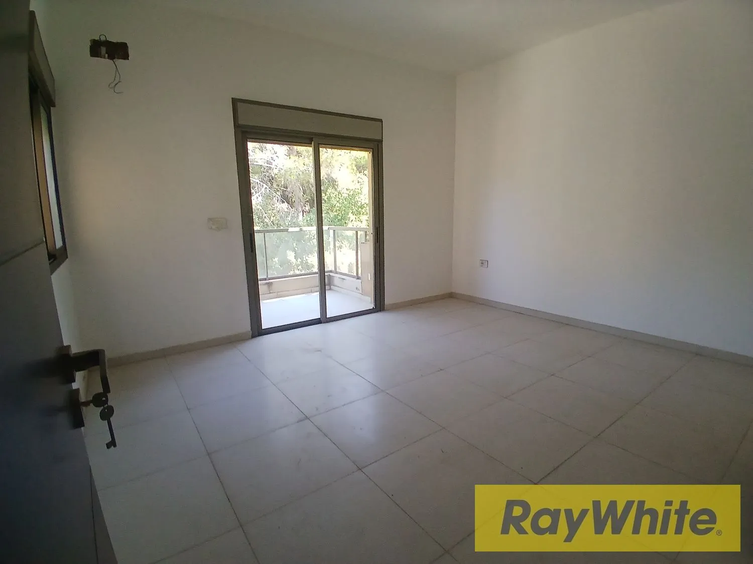 Apartment For Sale In El Rabweh | Dead-end Street — photo 3