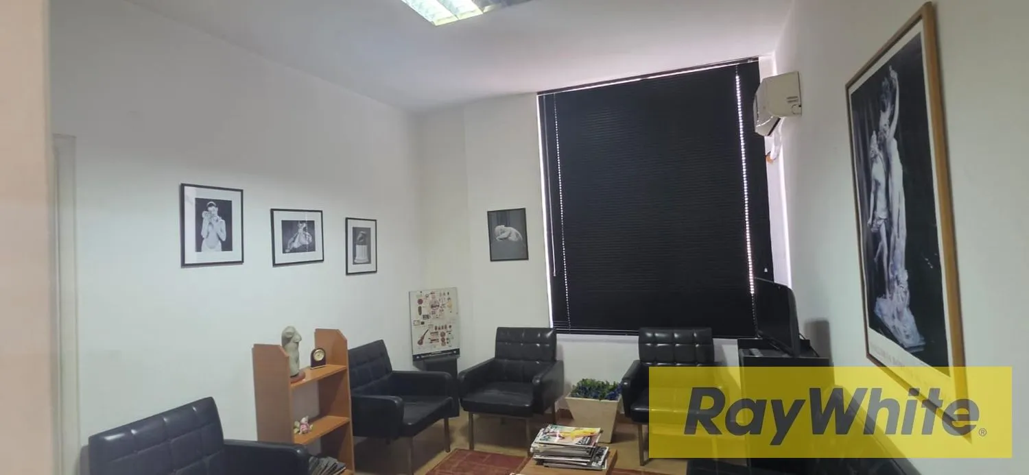 Office For Sale In Achrafieh | Prime Location — photo 5
