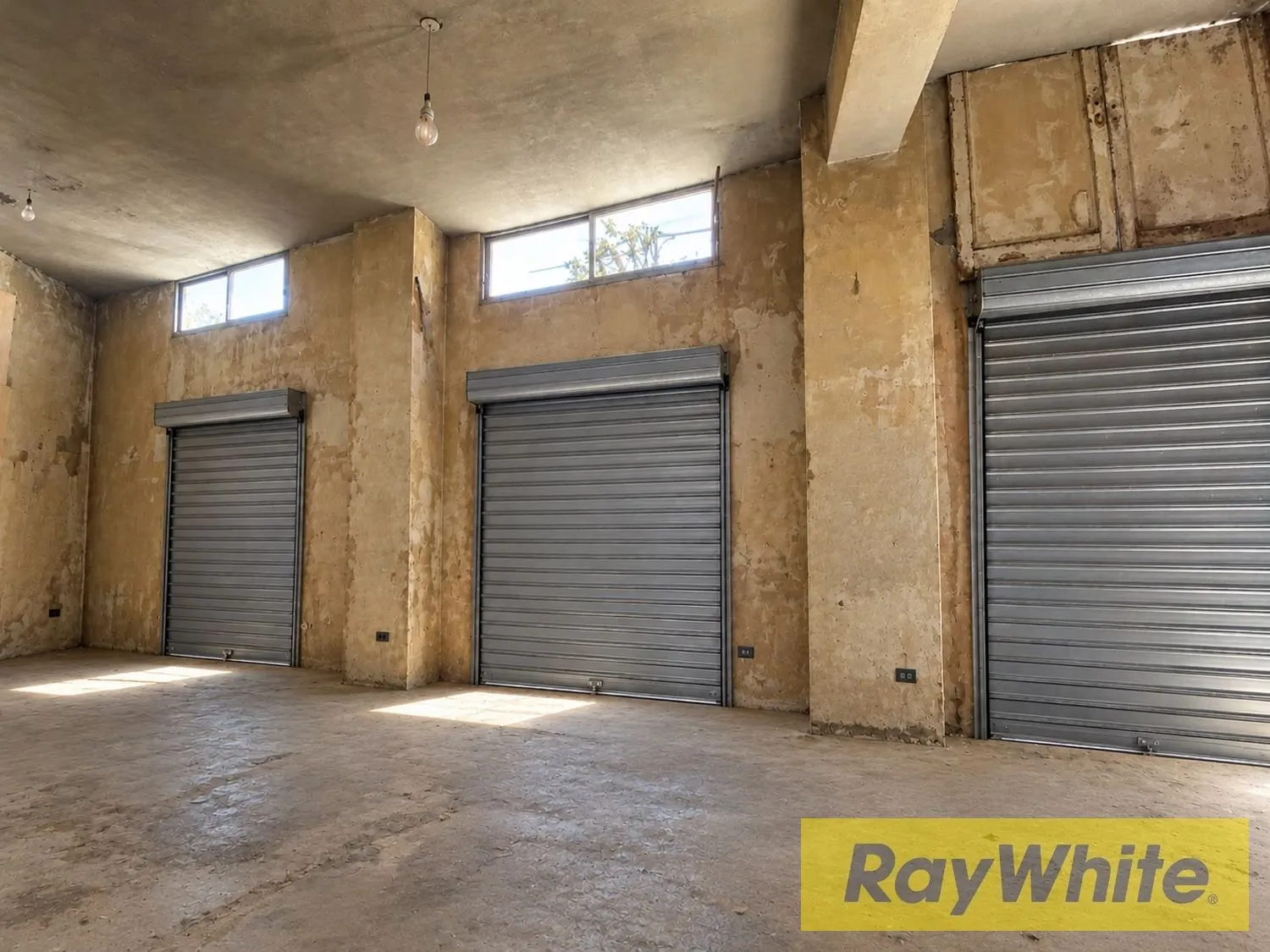 Industrial Space For Sale In Fanar – Former Carpentry Workshop