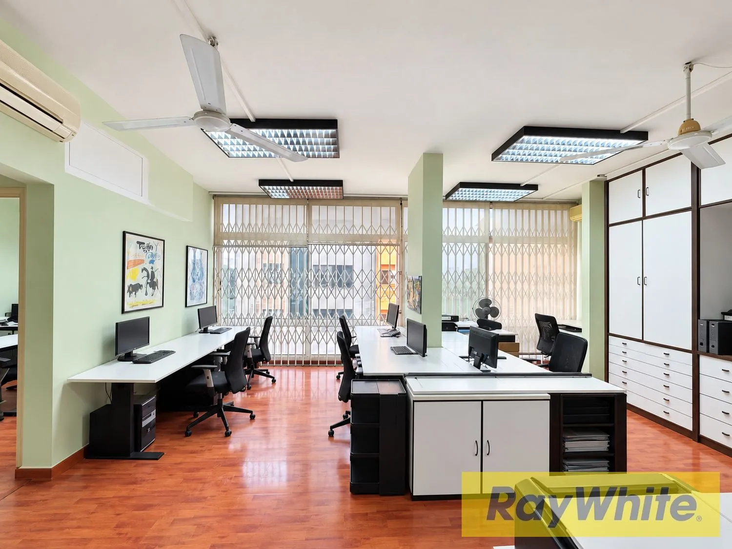 Furnished 300 Sqm Office For Rent In Horsh Tabet — الصورة 5