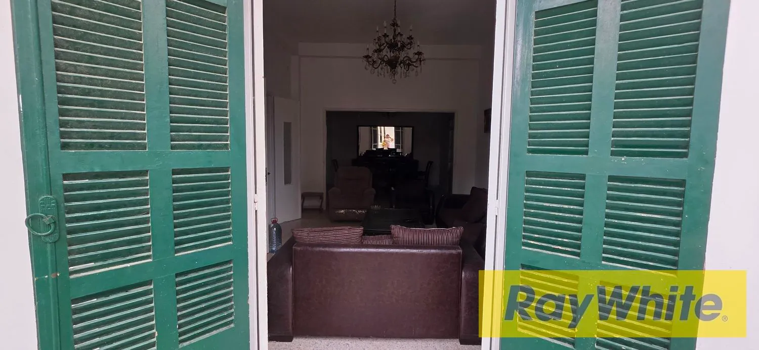Furnished Vintage Apartment For Rent In Sodeco, Rizk Area — photo 3