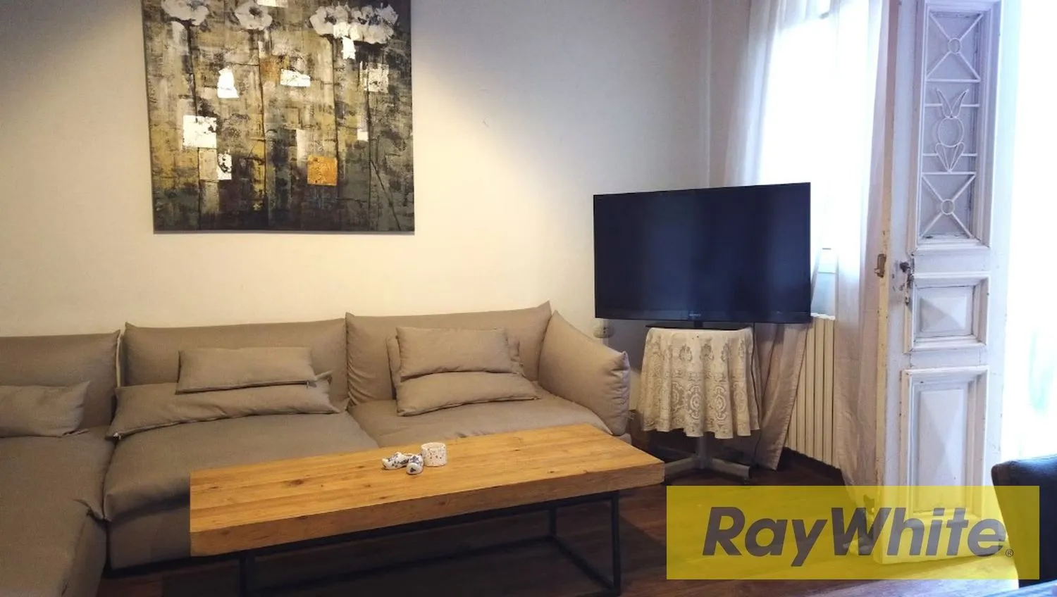 Furnished Apartment For Rent In Baabdat | With Terrace — الصورة 3