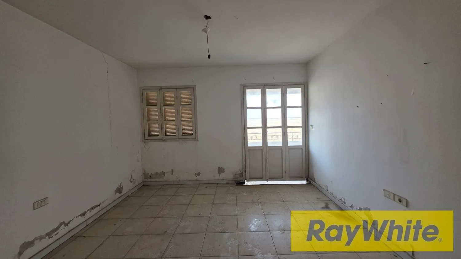 Duplex For Sale In Baabda | Terrace — الصورة 3