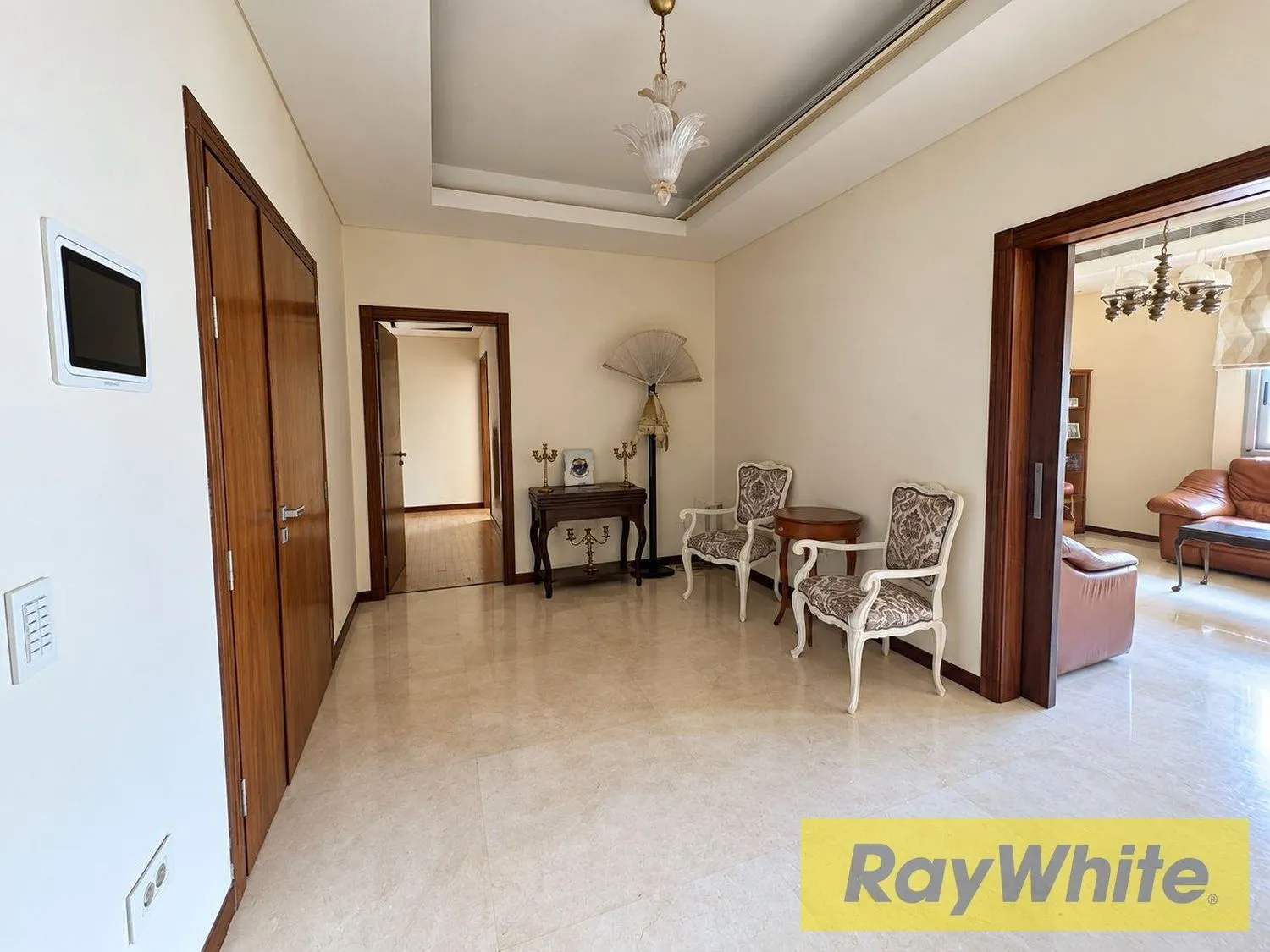 Apartment For Sale In Kfar Yassine – 235 Sqm | Private Garden — الصورة 2