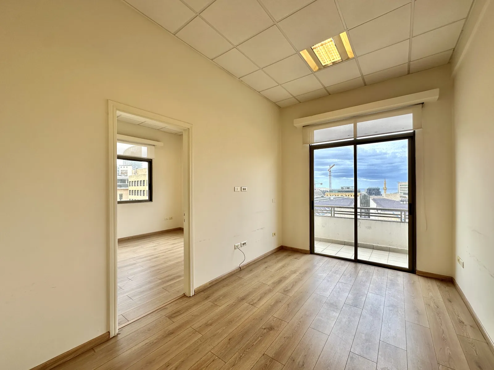 3BR Office for Rent in Downtown Beirut — الصورة 3