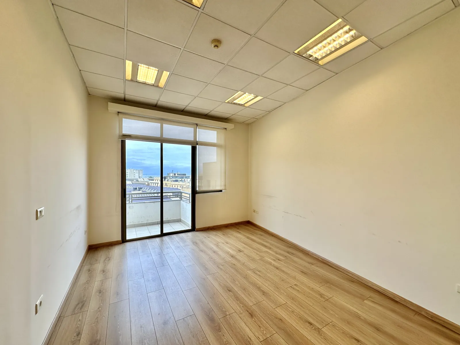 3BR Office for Rent in Downtown Beirut — الصورة 5