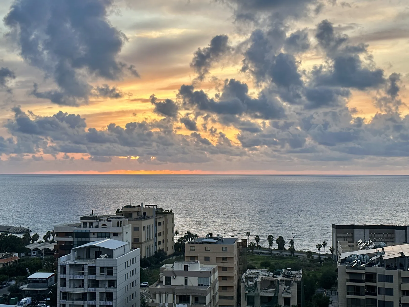 4BR Apartment for Sale in Ramlet Al Baida — photo 3