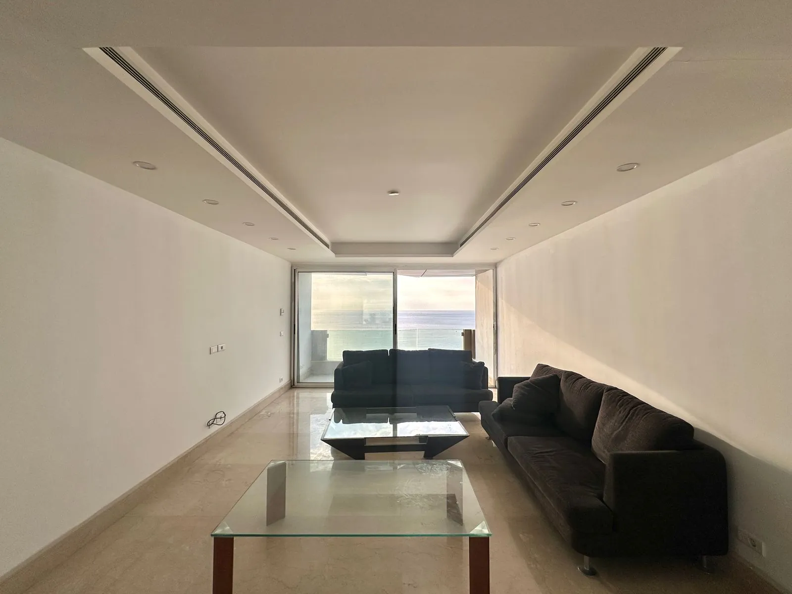 3BR Apartment for Sale in Ramlet Al Baida — photo 2