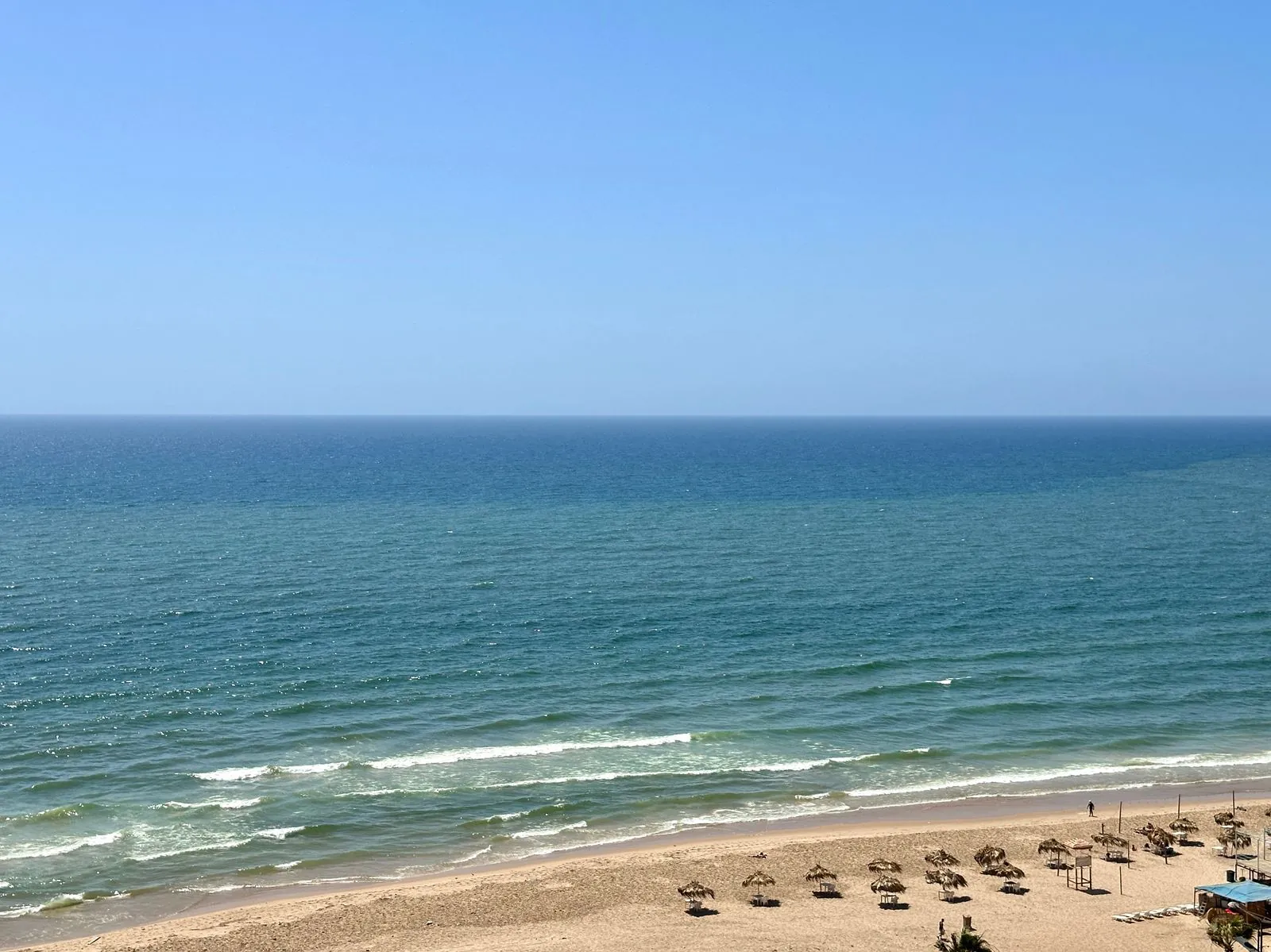 4BR Apartment for Sale in Ramlet Al Baida