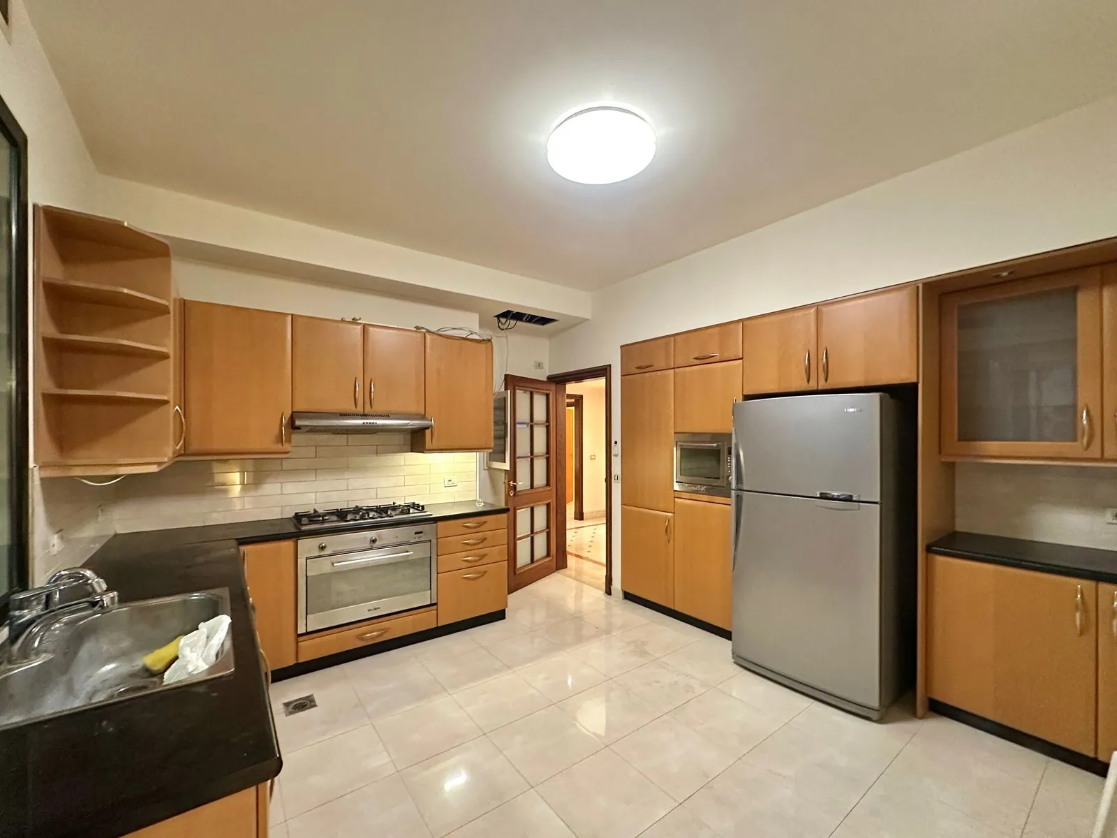 3BR Apartment for Sale in Ramlet Al Baida — photo 4