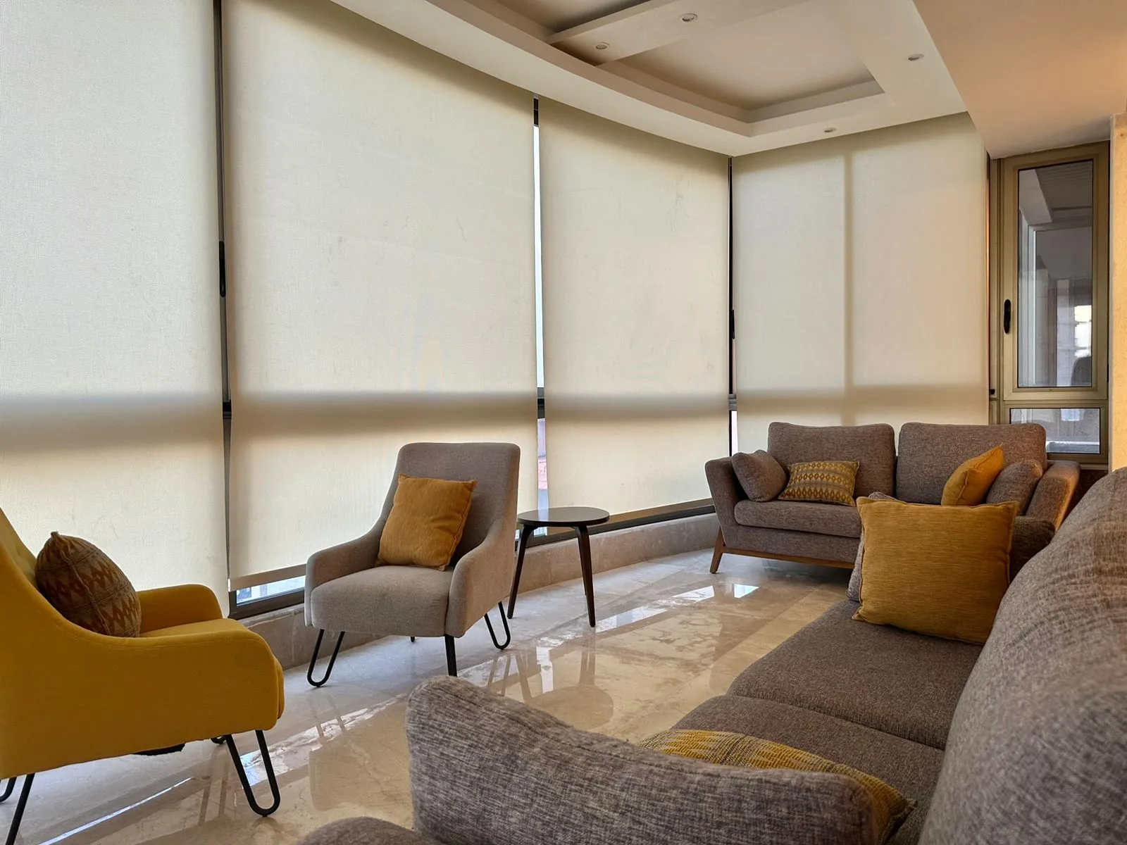 3BR Apartment for Sale in Raouche — الصورة 4