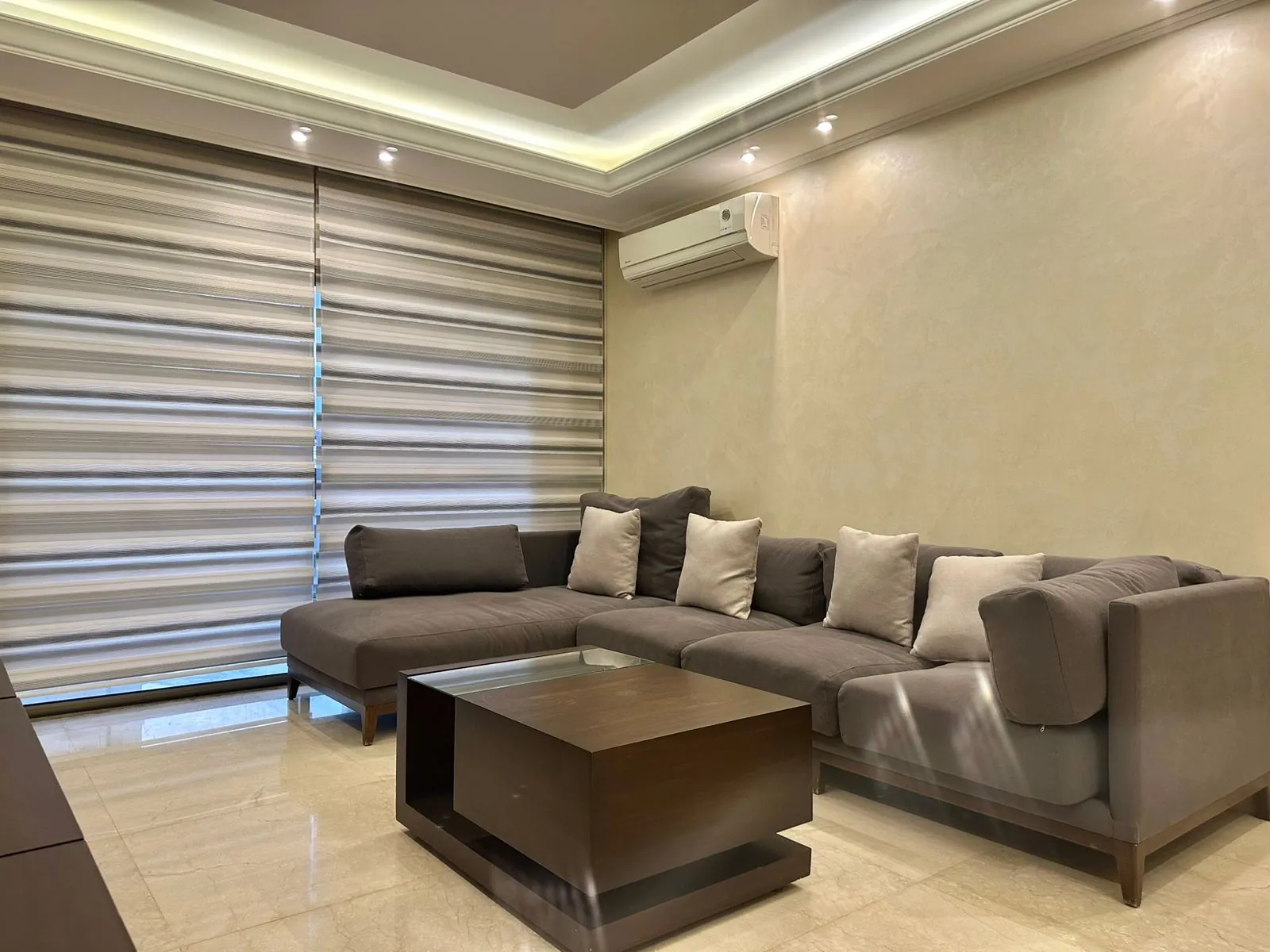 3BR Apartment for Sale in Raouche — الصورة 5