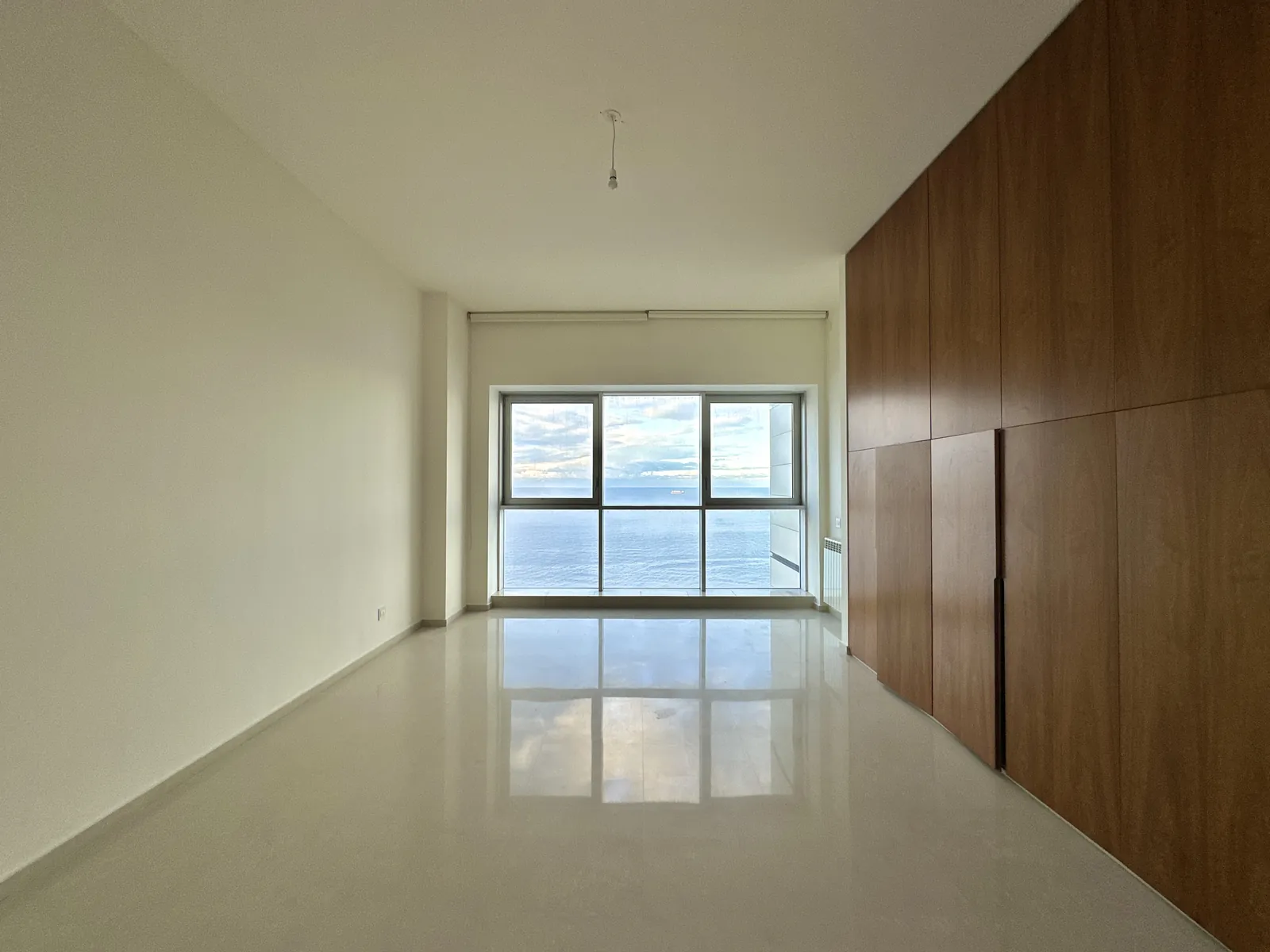 4BR Apartment for Sale in Ain Al Mraiseh — photo 4