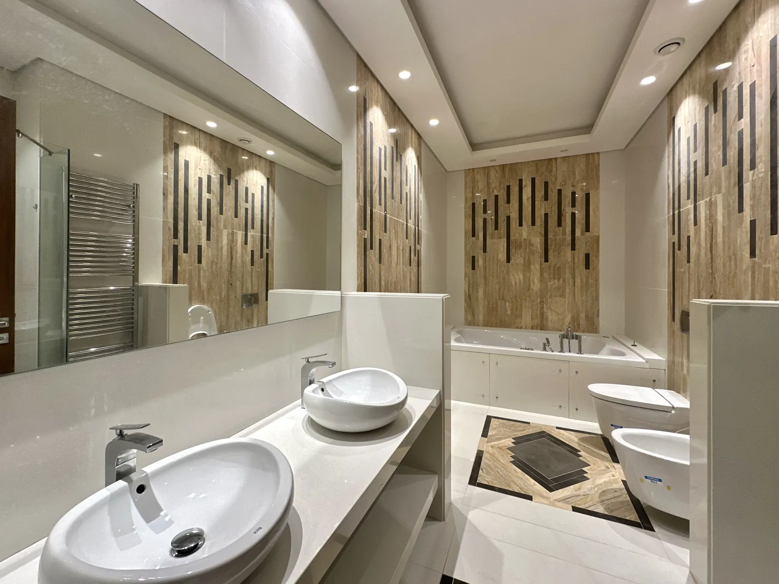 4BR Apartment for Sale in Ain Al Mraiseh — photo 5