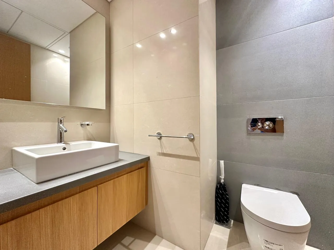 2BR Apartment for Sale in Saifi — الصورة 4