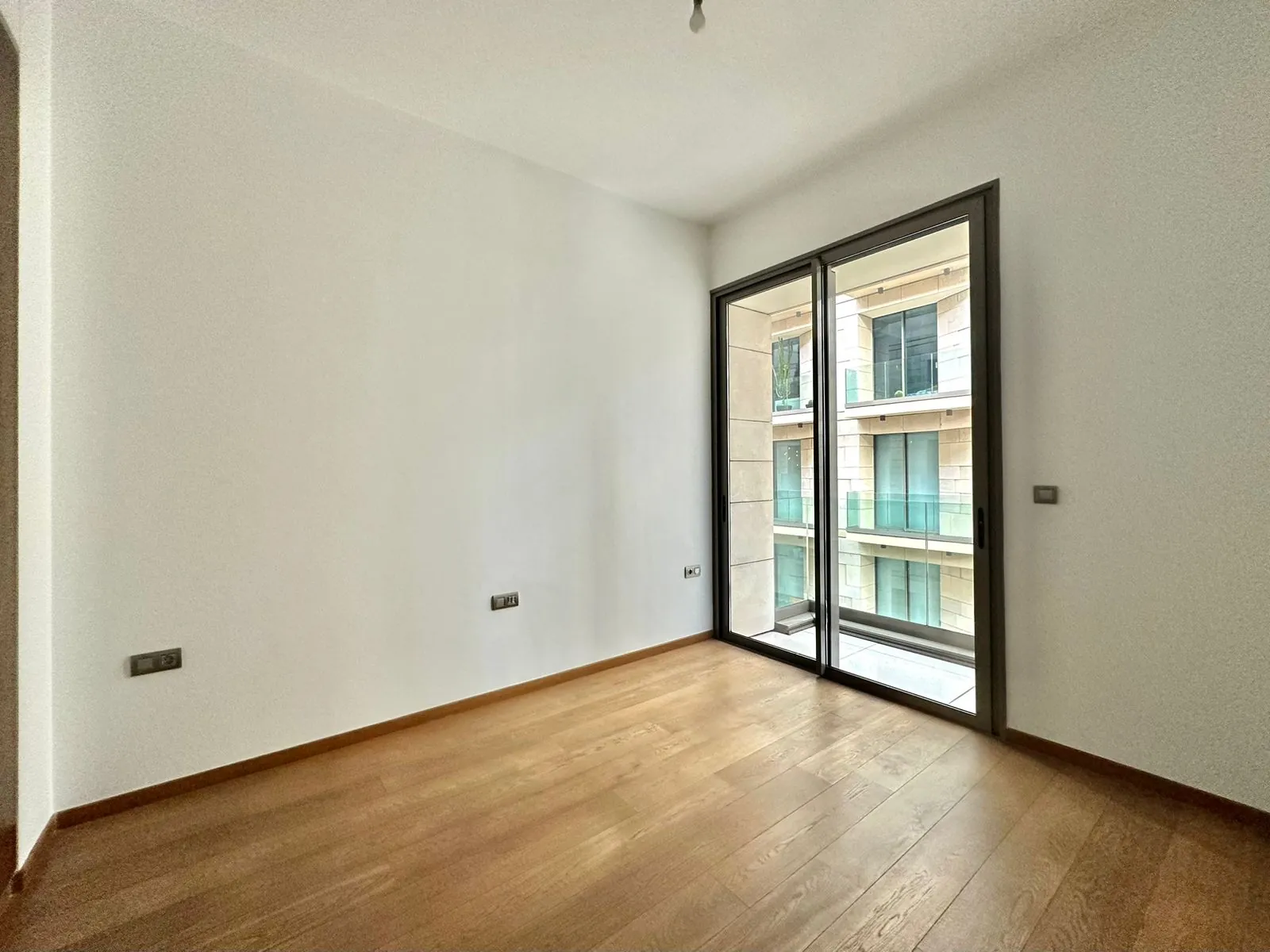 3BR Building for Sale in Downtown Beirut — الصورة 4