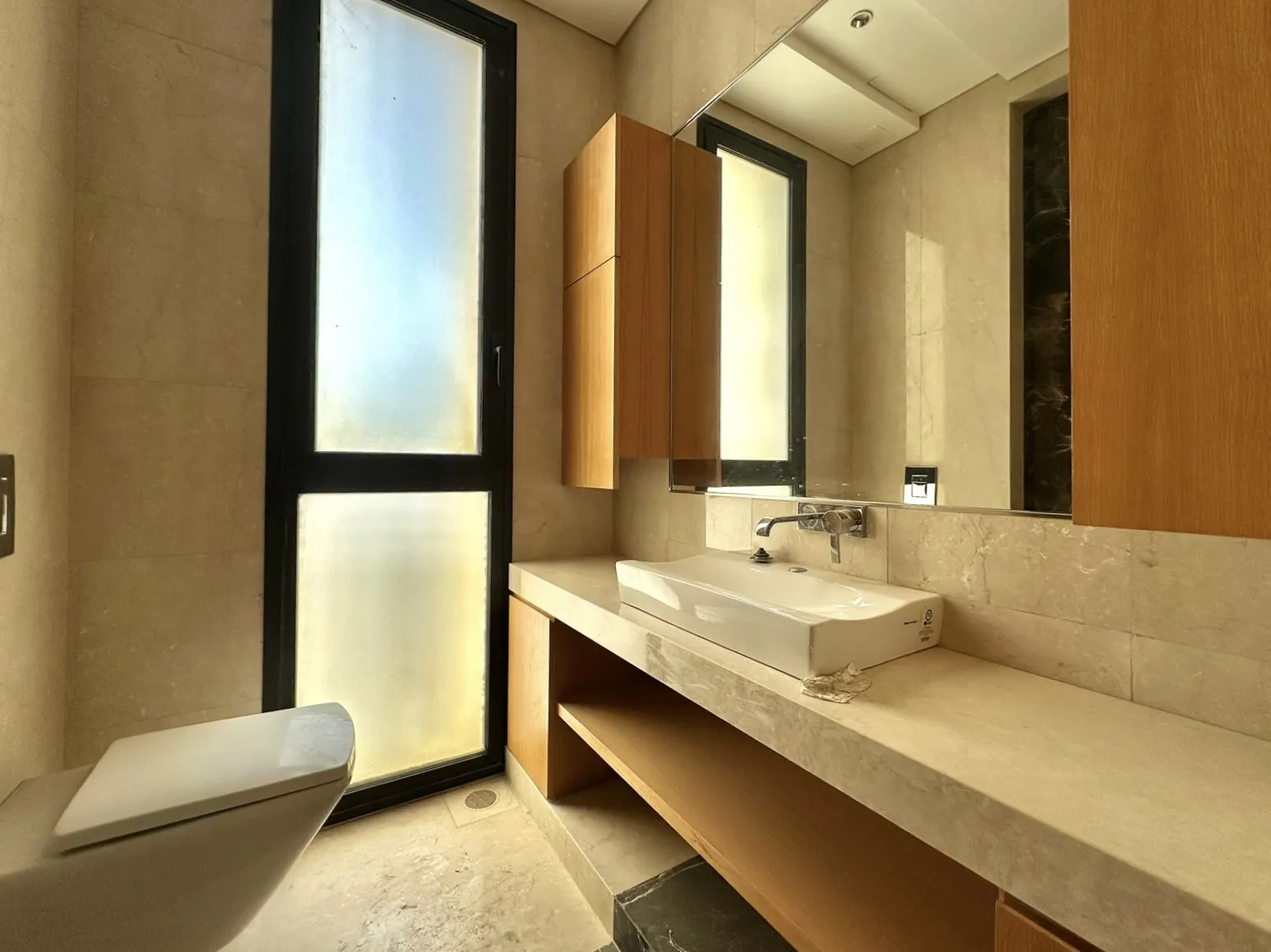 4BR Apartment for Sale in Ain Al Mraiseh — الصورة 5