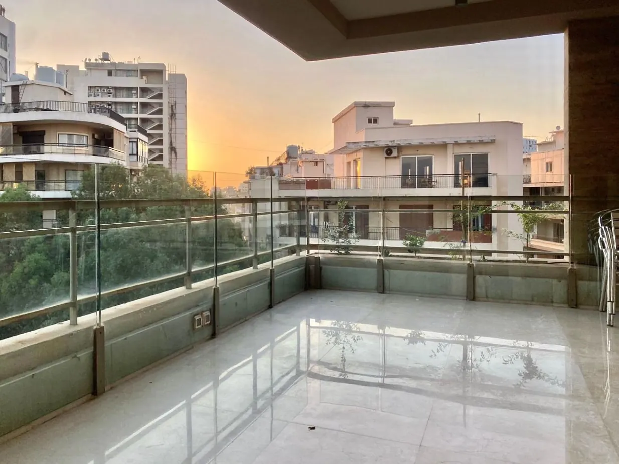3BR Apartment for Sale in Unesco — photo 5