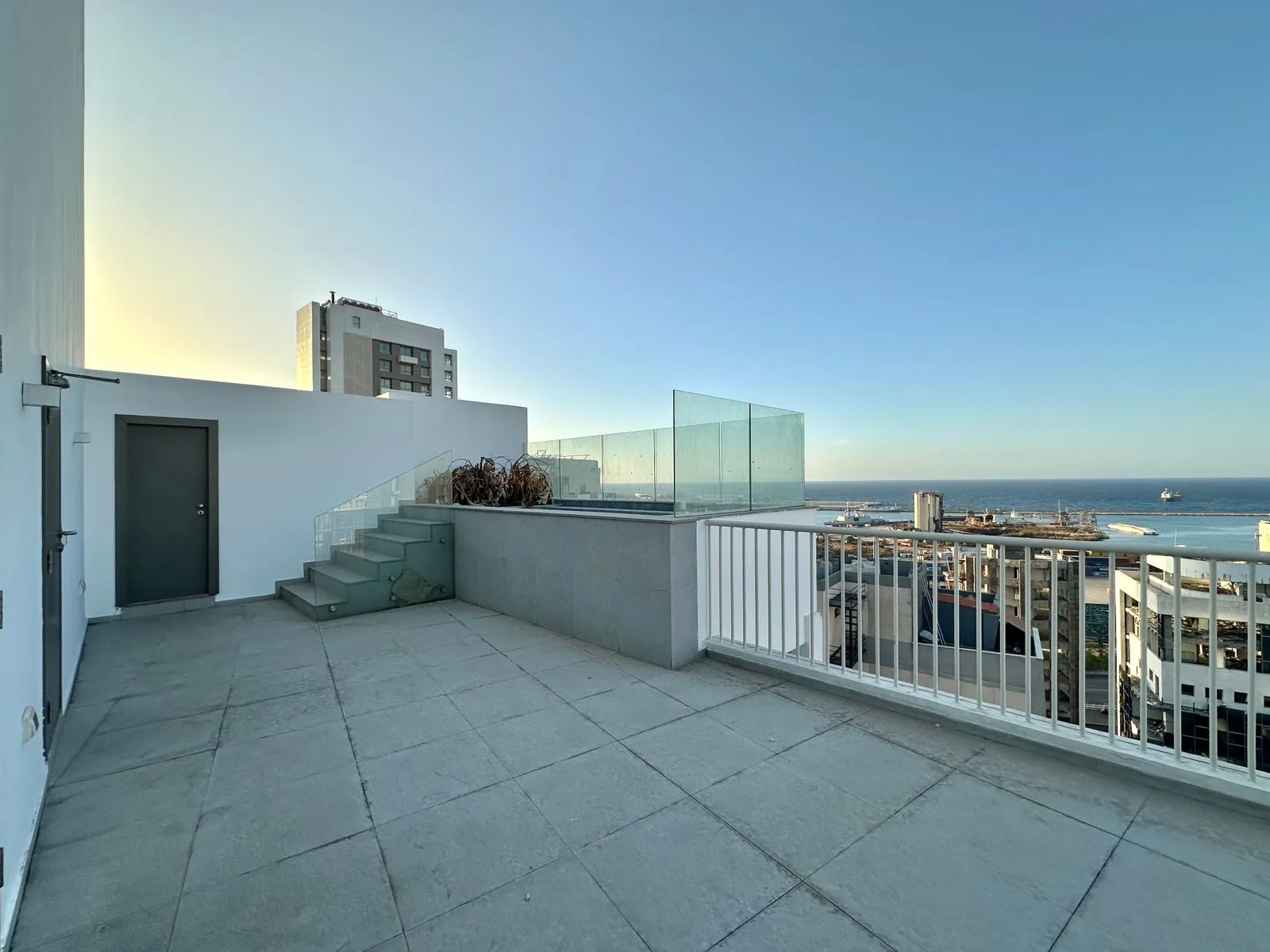 3BR Apartment for Sale in Mar Mikhael — الصورة 3