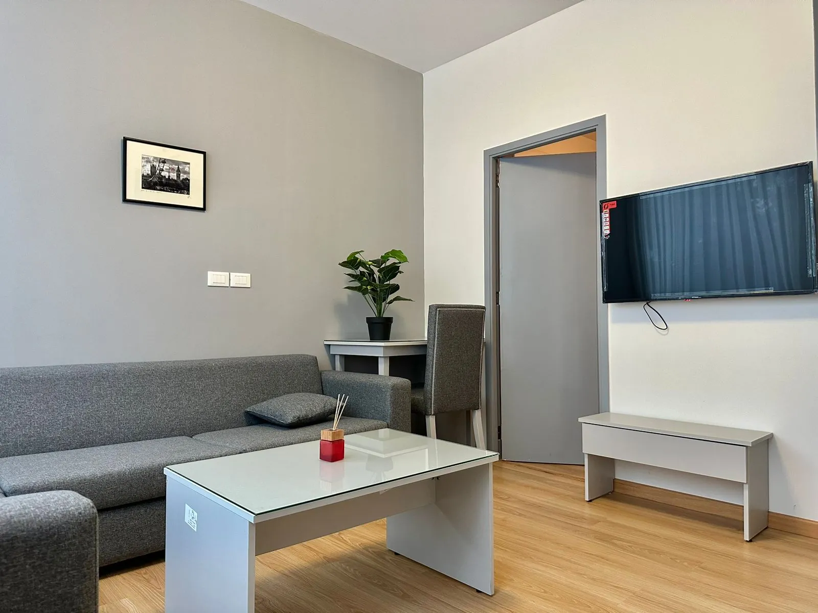 1BR Apartment for Rent in Clemenceau